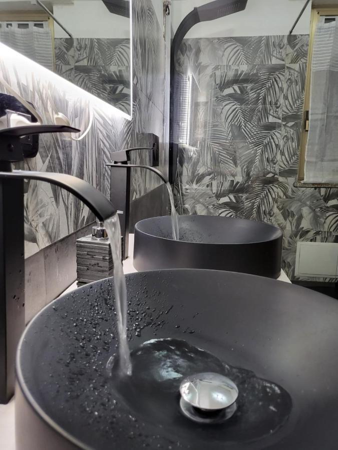 Come Per Incanto Rooms 博萨 外观 照片