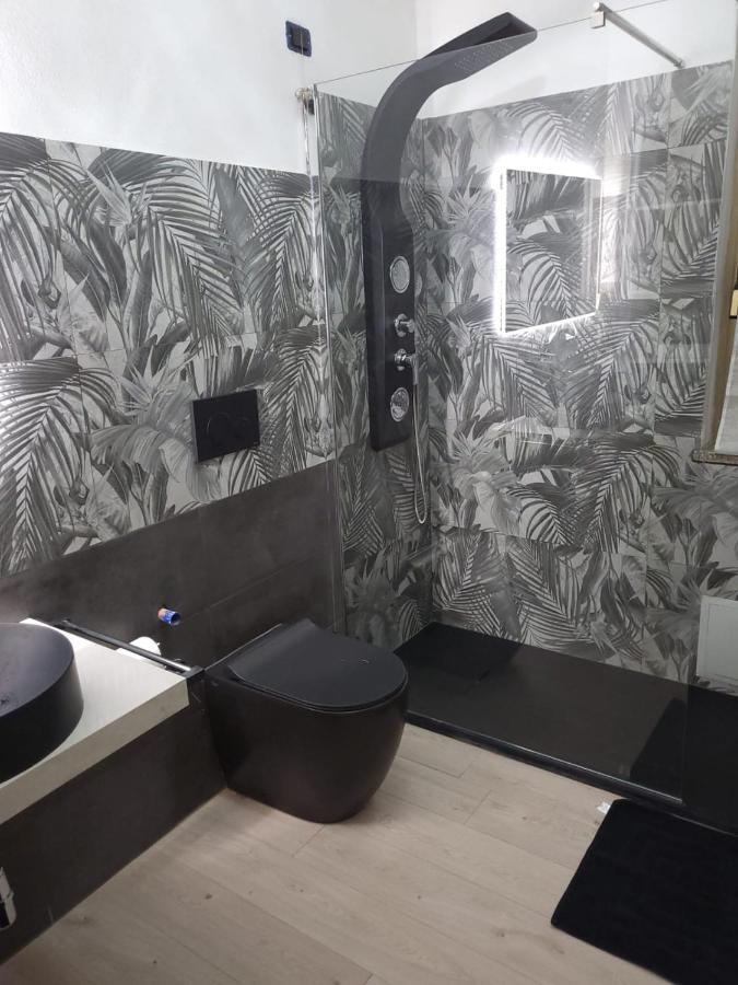 Come Per Incanto Rooms 博萨 外观 照片